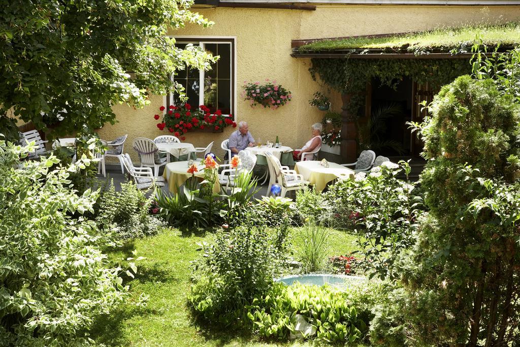 Bed and Breakfast Goldener Ochs Голлинг-на-Хальцахе Экстерьер фото